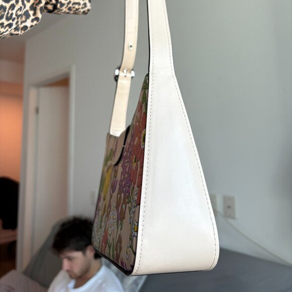 Coach Eliza shoulder bag with garden florals. - Picture 4 of 5